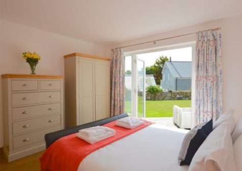Bedroom #1 at Lowenna, Coverack