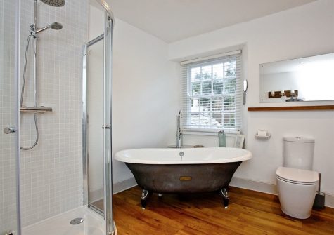 The bathroom at Lower Margate, Fletchersbridge