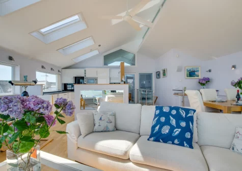 The living area at Lower Trenarthan, Penzance