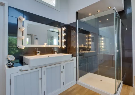 Bedroom #1 en-suite shower at Lower Trenarthan, Penzance