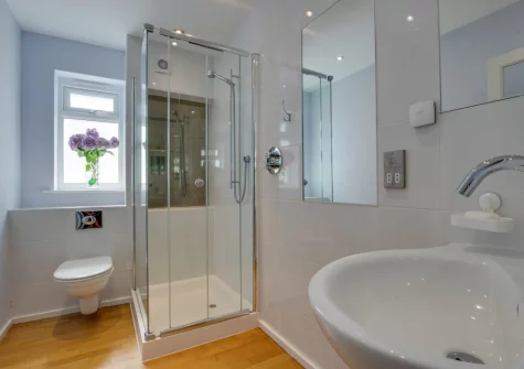 The shower room at Lower Trenarthan, Penzance