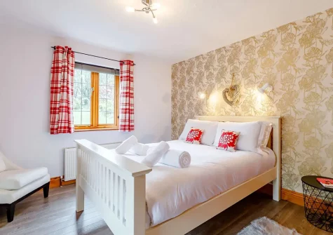 Bedroom #6 at Lulworth House, Raymond's Hill