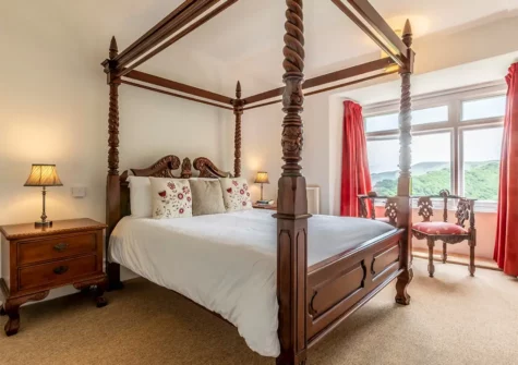Bedroom #1 at Lynhurst, Lynton