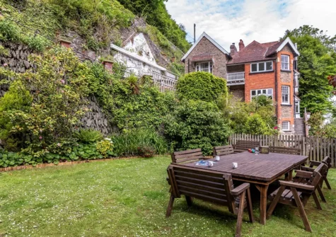 The garden & alfresco dining area at Lynhurst, Lynton