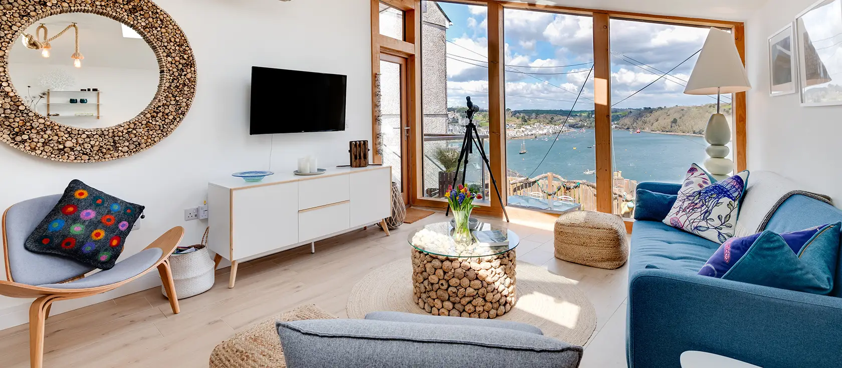 Lynton, Polruan is a stylish two-bedroom house nestled in the heart of an unspoiled fishing village. Enjoy stunning harbour views, contemporary furnishings, and a private terraced garden with BBQ. Perfect for creating unforgettable memories.