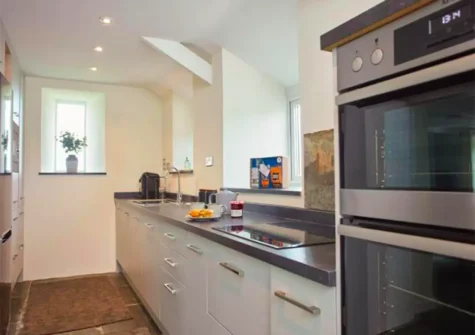 The kitchen at Magpie Cottage, St Teath