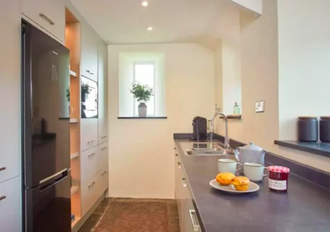The kitchen at Magpie Cottage, St Teath