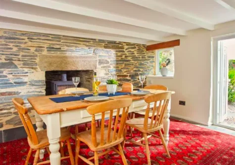 The dining room at Magpie Cottage, St Teath