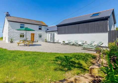 The outdoor sitting area & enclosed garden at Manor Meadows, Radnor