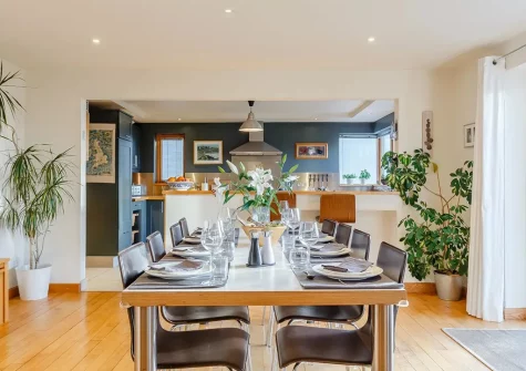 The dining area at March House, Wembury