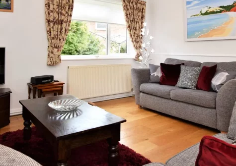 Marily Cottage, Honiton is a charming one-level escape offering comfortable accommodation and beautiful garden views. Perfect for couples or small families seeking a peaceful Devon countryside retreat with character, comfort, and charm.