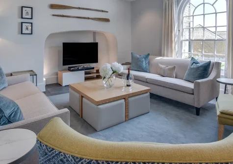 Marine Villa, Padstow is a stunning six-bedroom house ideal for family gatherings. Just steps from the harbour, with a fully equipped kitchen, expansive dining, and beautiful enclosed garden. Perfect for creating lasting memories with loved ones.