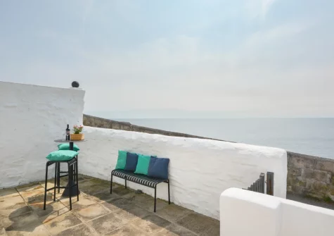 The patio & outdoor sitting area at Mariners II, Porthleven
