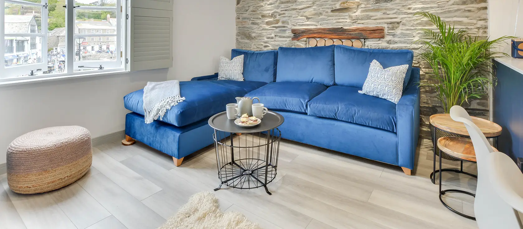 Mariners View, Padstow is a chic two-bedroom cottage perfectly positioned in the heart of Cornwall's most famous harbour town. Enjoy contemporary styling, stunning harbour views, and steps-away access to world-renowned dining and coastal adventures.