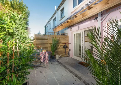 The enclosed rear patio garden  at Maris Cottage, St Agnes