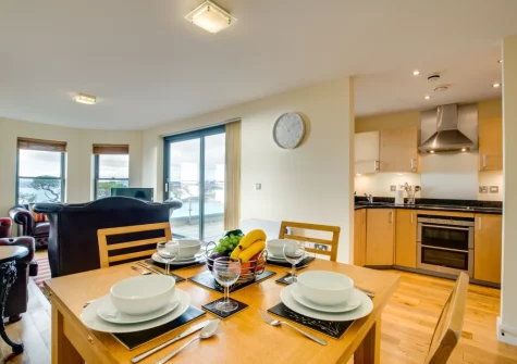 The dining area at Masts B5, Torquay