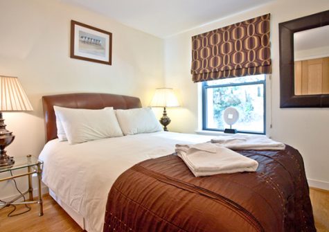 Bedroom 2 @ Masts B7, Torquay