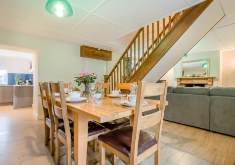 The dining area at Meadow Cottage at Cannalidgey Farm, St Issey
