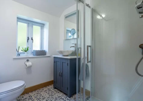 The shower room at Medlar's Cott, Tytherleigh