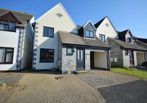 Mena-Gwins is a two-storey, four-bedroom house that's just a short walk into the centre of Padstow