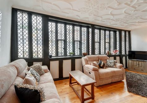 The open-plan living area at Merchants Rest, Dartmouth