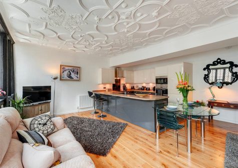 The open-plan living area at Merchants Rest, Dartmouth