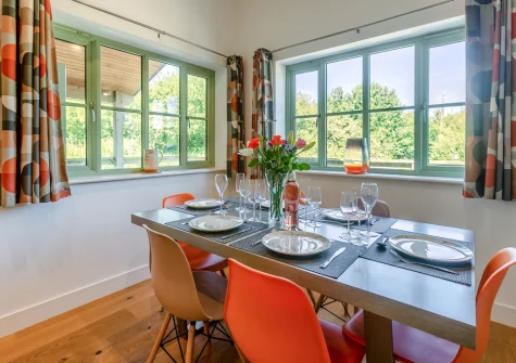 The dining area at Merlin Lodge, Winnard's Perch