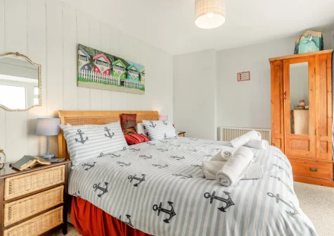The bedroom at Merlins Roost, Tintagel