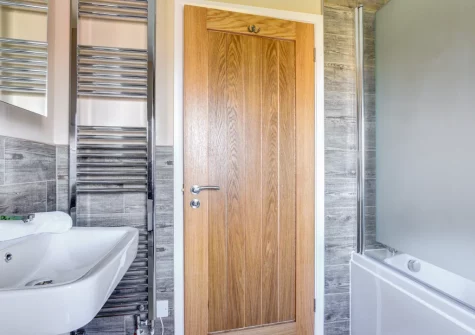 The bathroom at Merlyn, Porthleven