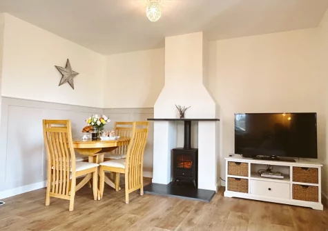 The living & dining area at Mill View Cottage, Sutcombe