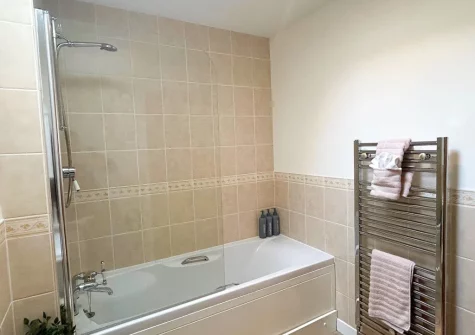 The bathroom at Mill View Cottage, Sutcombe