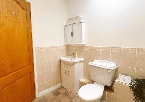 The bathroom at Mill View Cottage, Sutcombe