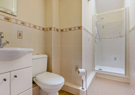 The shower room at Millpond Stables, Clawton