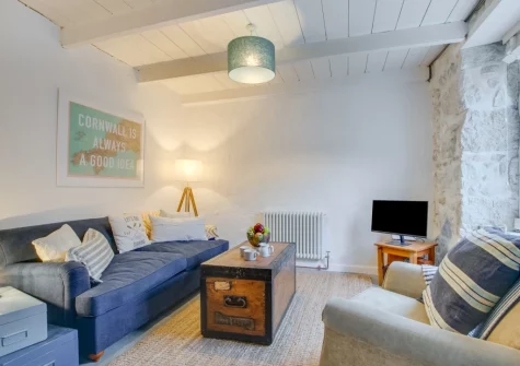 The living room at Minmar Cottage, St Ives
