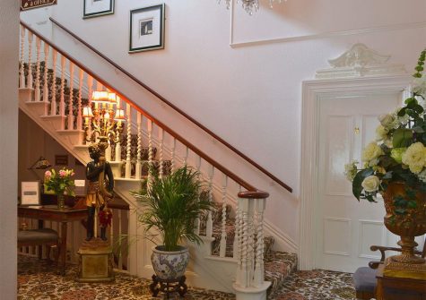 The entrance area at Muntham Holiday Apartments, Wellswood