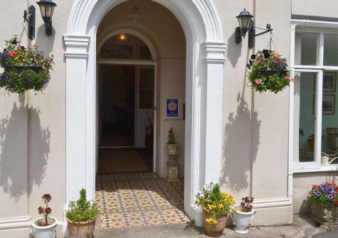 The entrance to Muntham Holiday Apartments, Wellswood