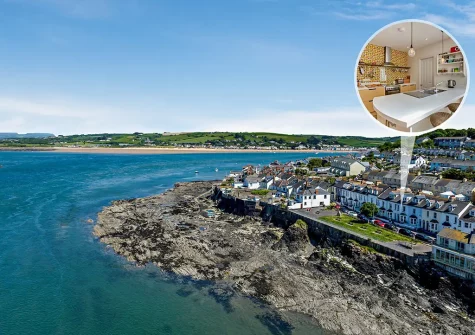Stylish Mira Mare is situated on Appledore's waterfront