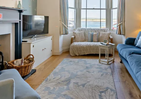 Mira Mare, Appledore
