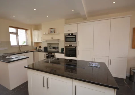 The kitchen at Missioners Cottage, Appledore