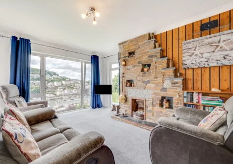The living room at Mizzen Cottage, Looe