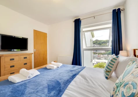 Bedroom #1 at Mizzen Cottage, Looe