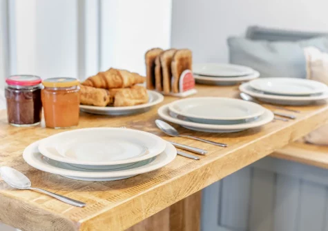 The dining area at Mole End, Fowey