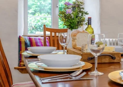 The dining area at Molesworth Cottage, Egloshayle