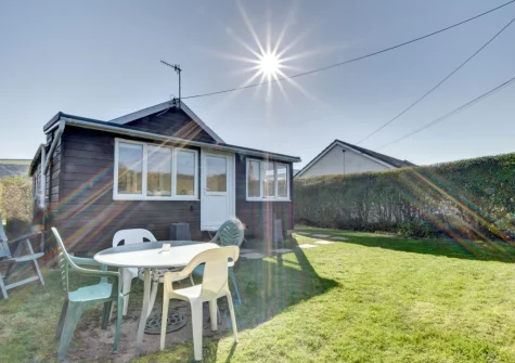 The garden & alfresco dining area at Moonraker, Croyde