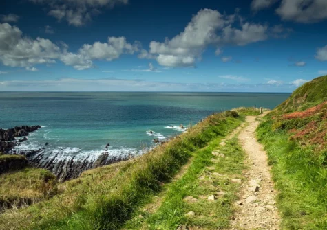 Moorhen Lodge 18 at Clovelly Lakes is an ideal base for exploring along the South West Coast Path