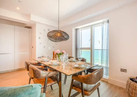 The dining area at Mordardha, Newquay