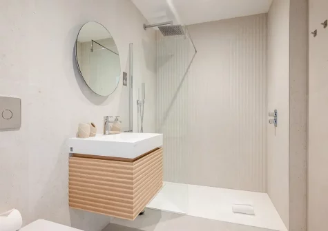 Bedroom #2 en-suite shower room at Mordardha, Newquay