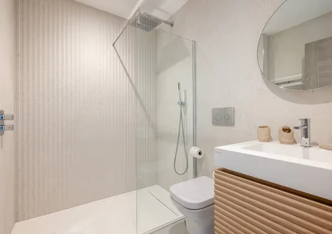Bedroom #3 en-suite shower room at Mordardha, Newquay