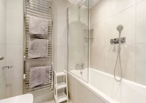 The bathroom at Morethanporth, Newquay