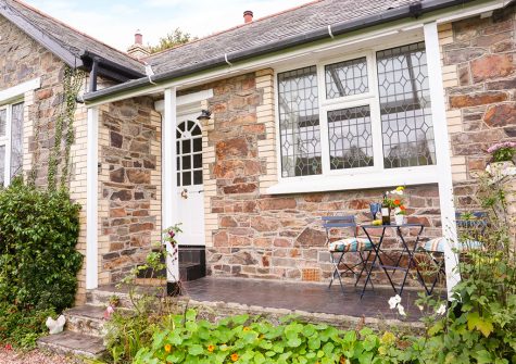 Outside Muddykins Cottage, Muddiford